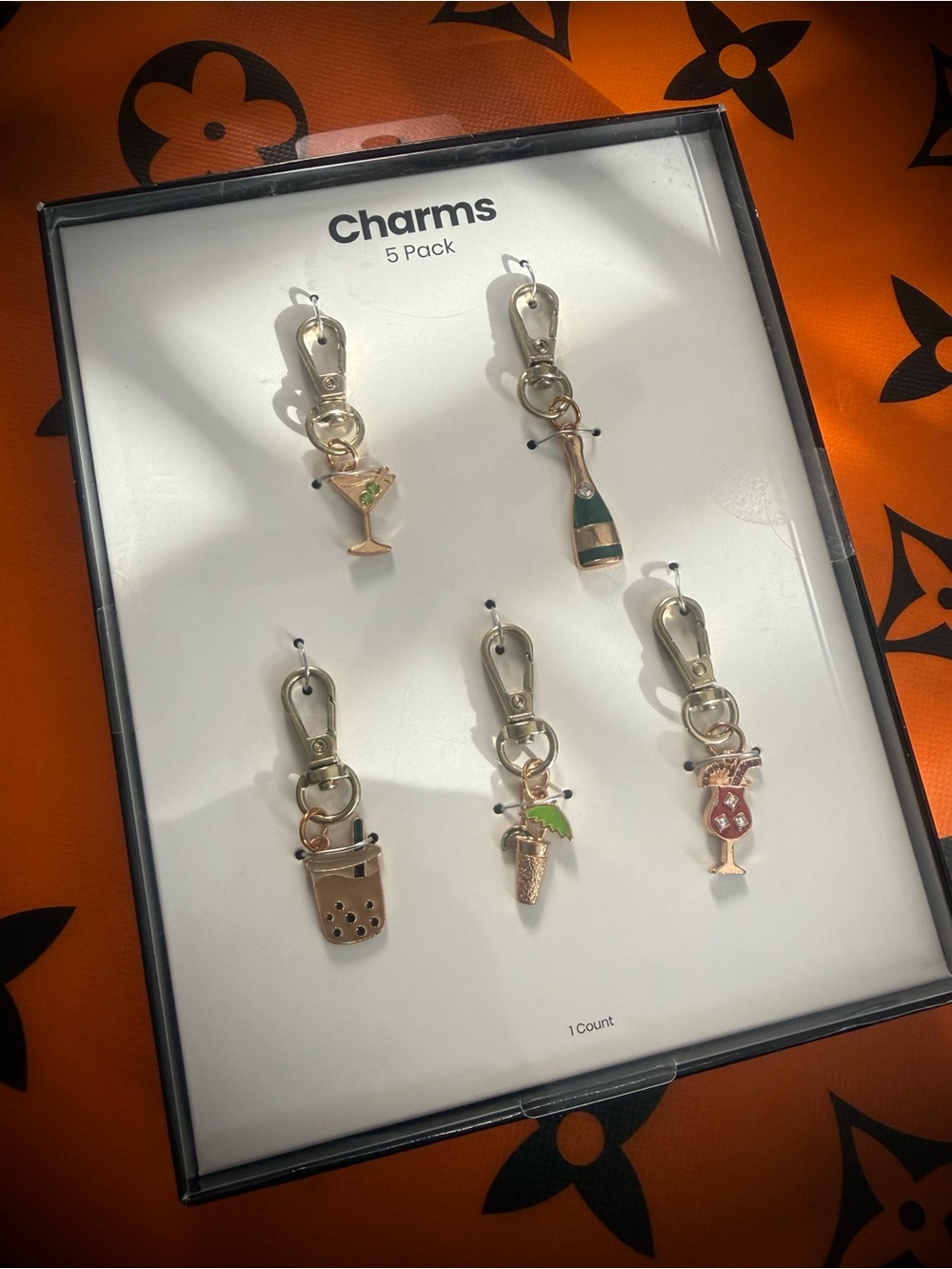 Chic Gold Tone Metal Charm Set - Picture 4 of 5